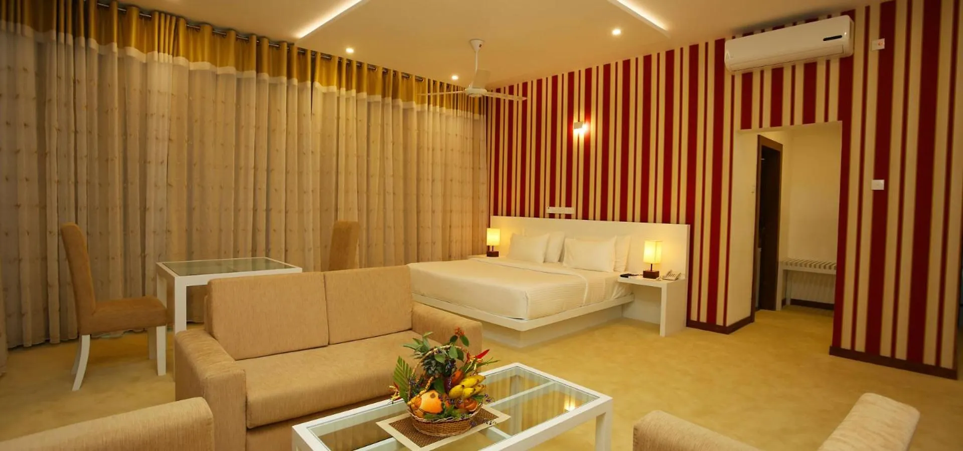 Randholee Resort&Spa Kandy Hotel